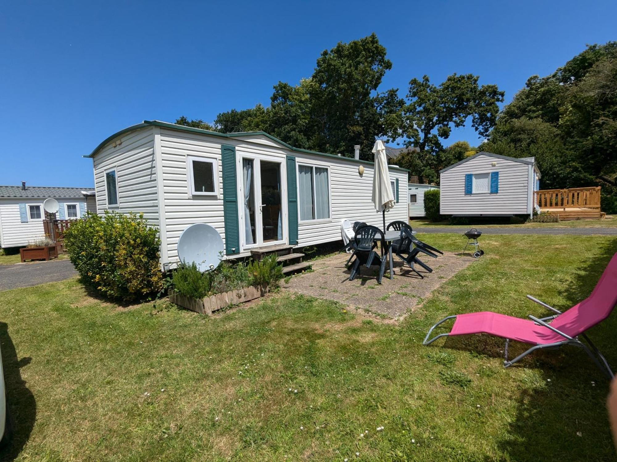 Grand Mobilhome 4 Pers 2025 - Granit Rose - Piscine Kermaria-Sulard Exterior photo